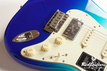 Player Plus  Stratocaster HSS - Belair Blue